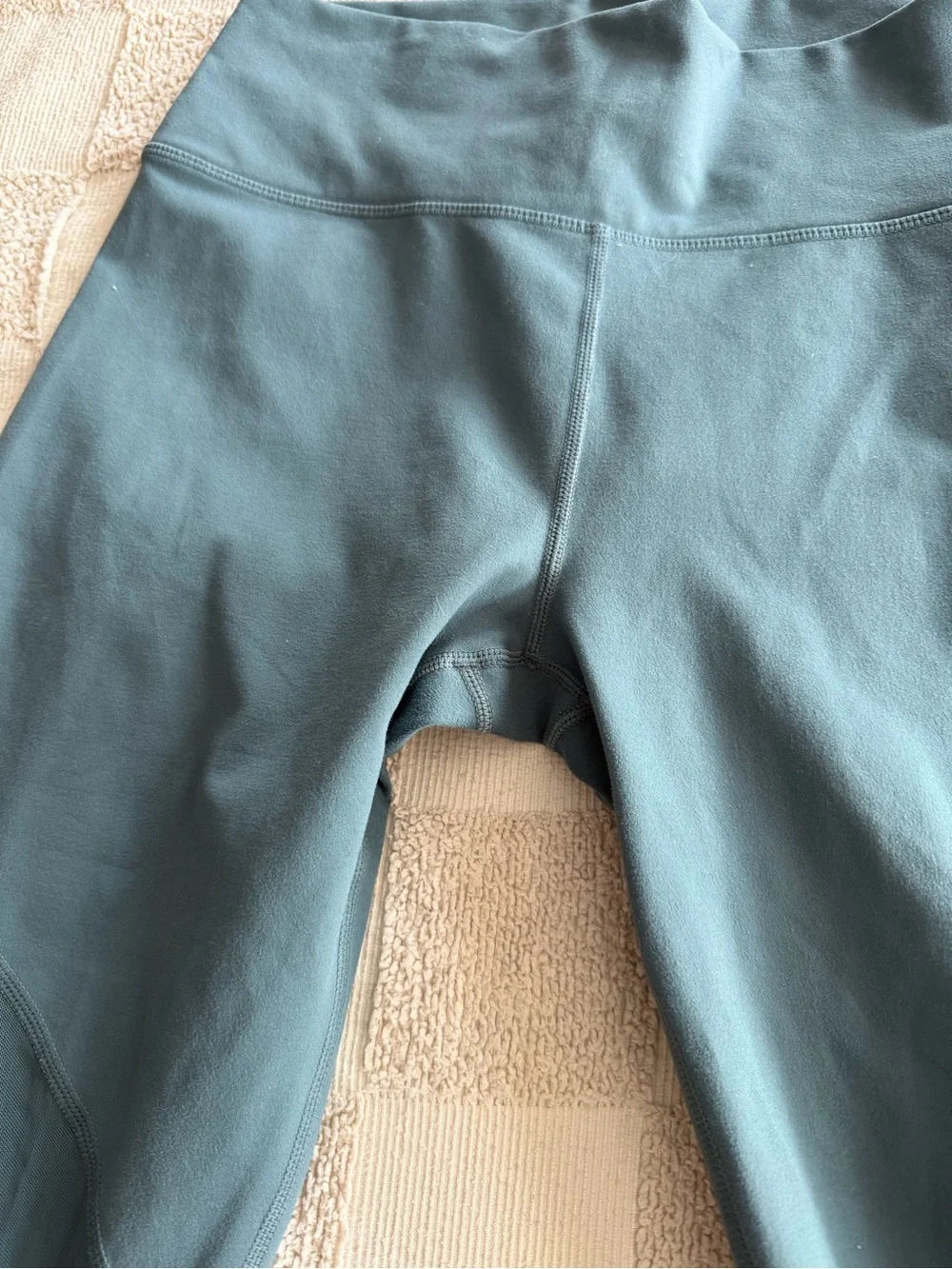 Fabletics powerhold high
